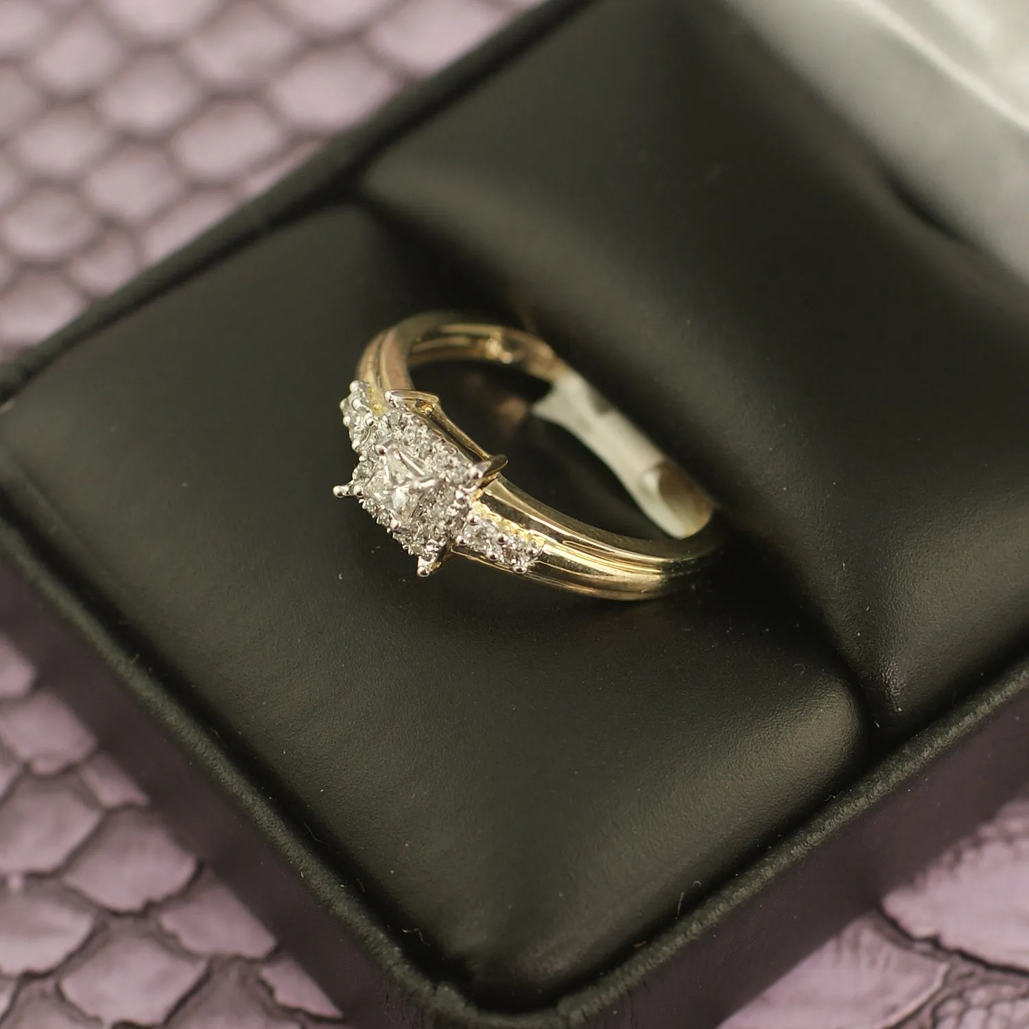 0.28 Carat Diamond Princess Cut Gold Engagement Ring