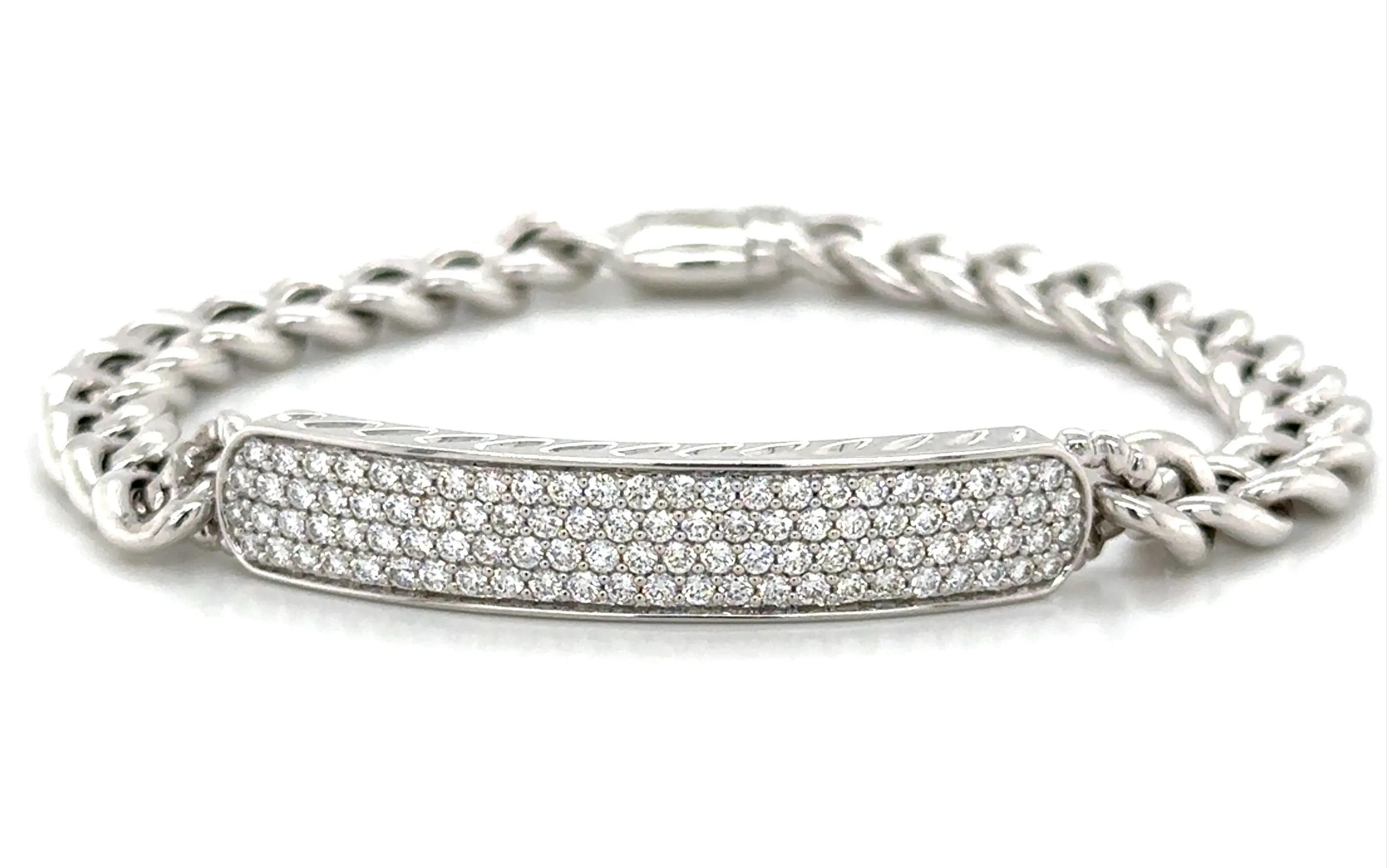1.31ct tw Diamond Pave Set Link Cuban Link Bracelet