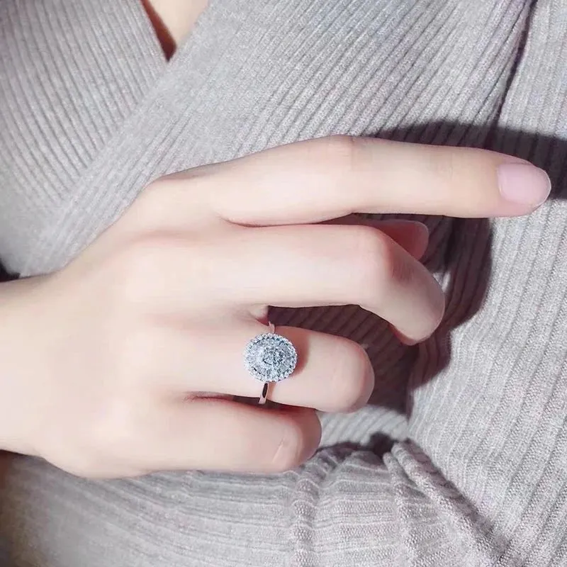 18k White Gold Natural Diamond Engagement Ring
