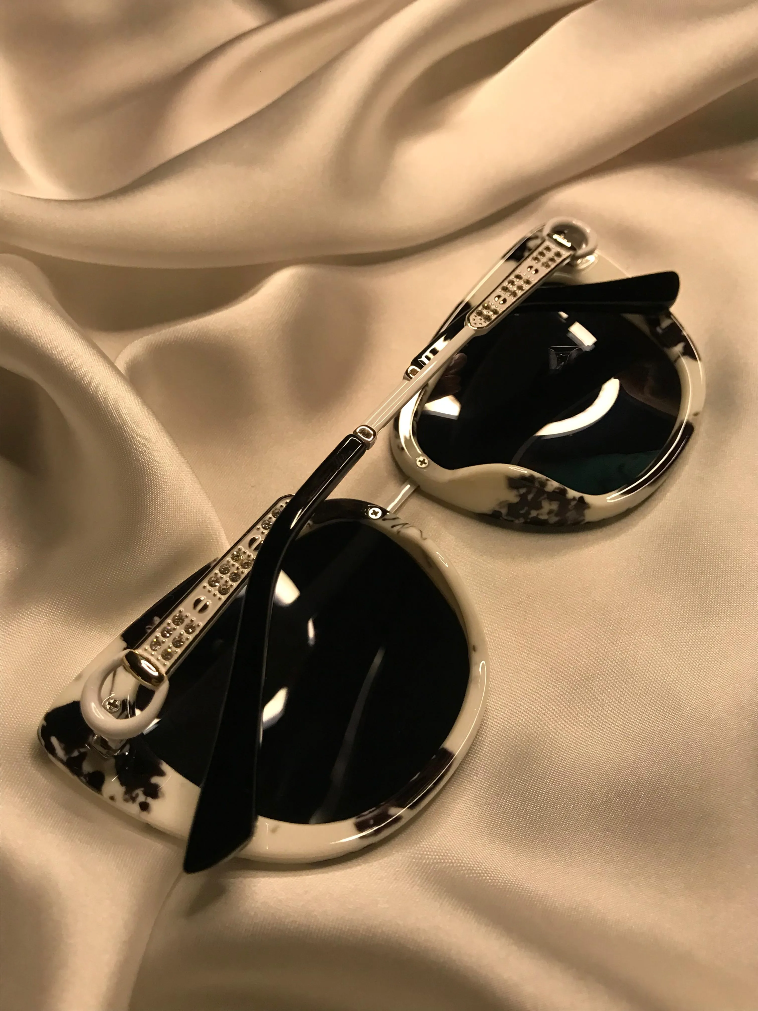 1pc Simple Snow Print Sunglasses - FD ⚡