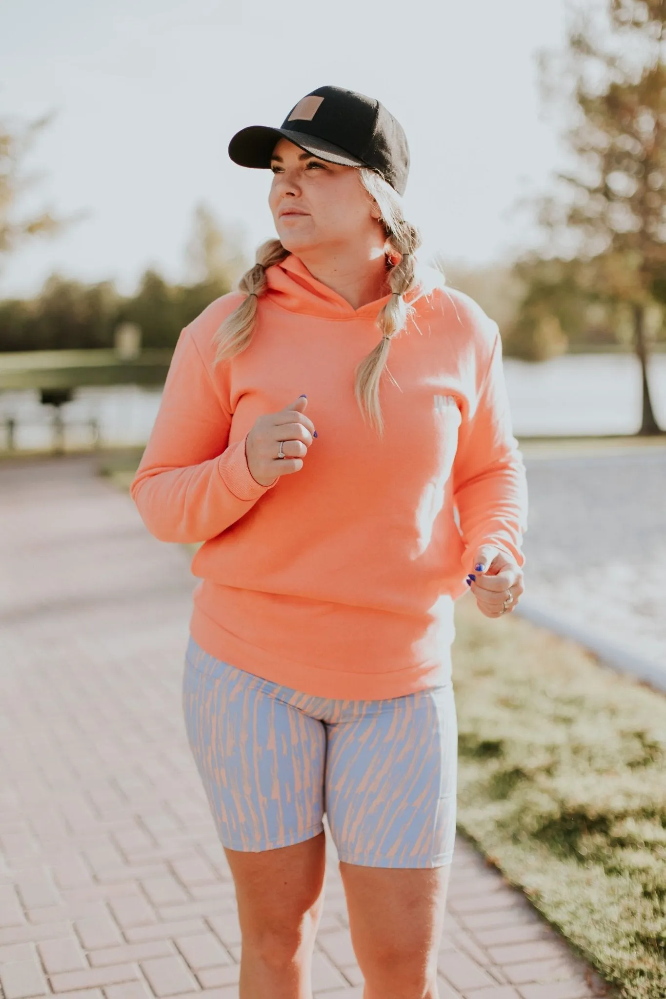 BIKER SHORT SPORT KASS -RAYÉ CORAIL & LILAS-