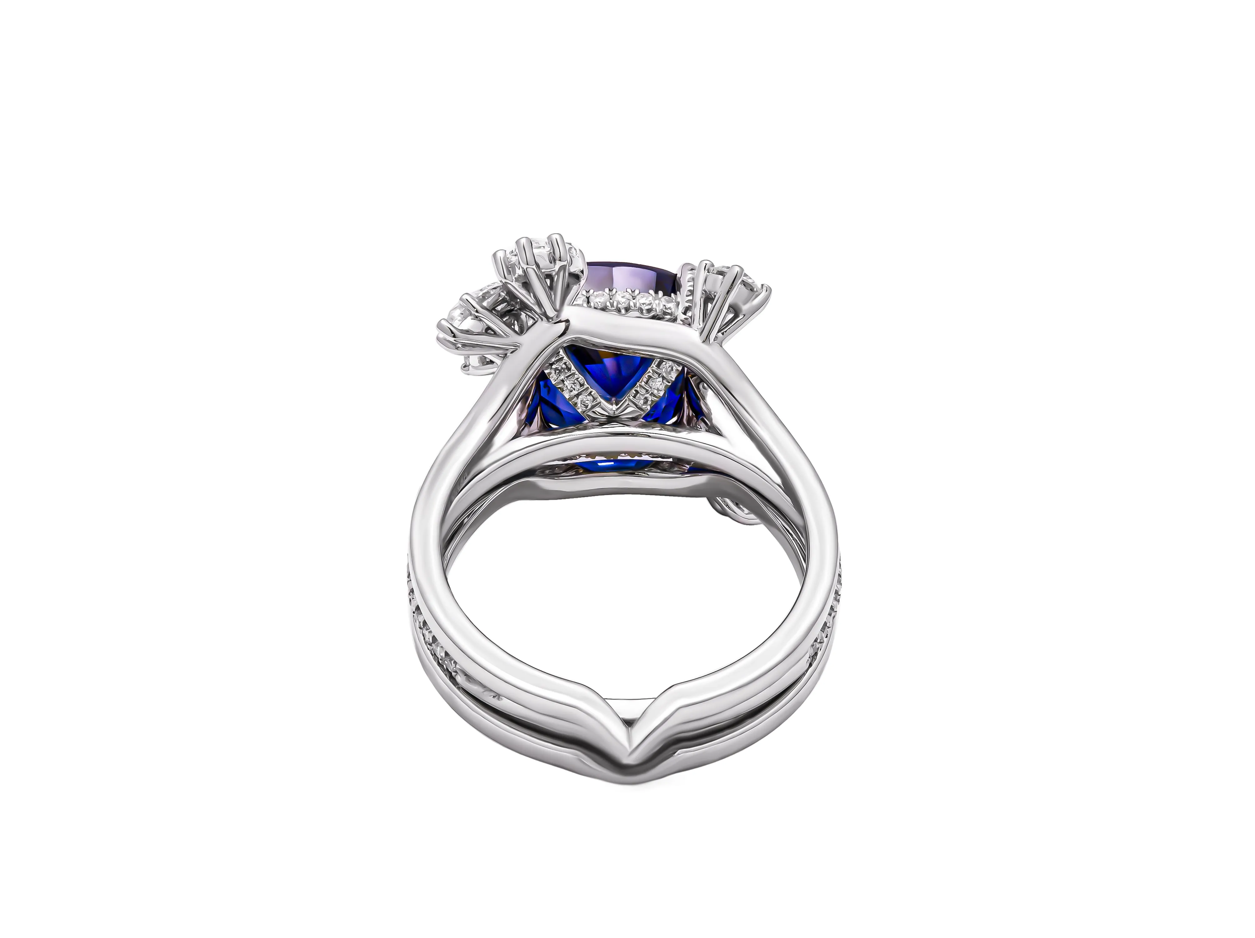 Blue Sapphire Ring with Diamond Insert in Platinum
