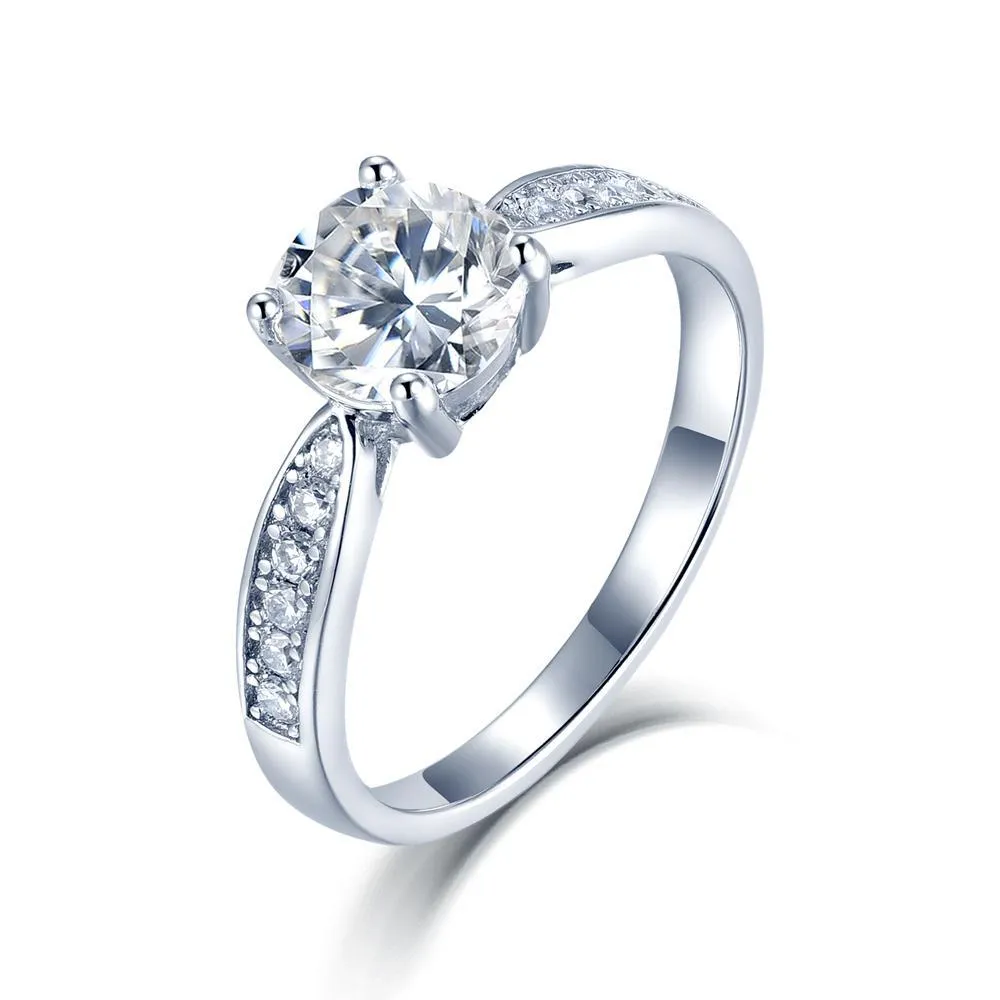 Classic Four Claw Setting with Stone Set Shoulders, 1.00ct Round Cut