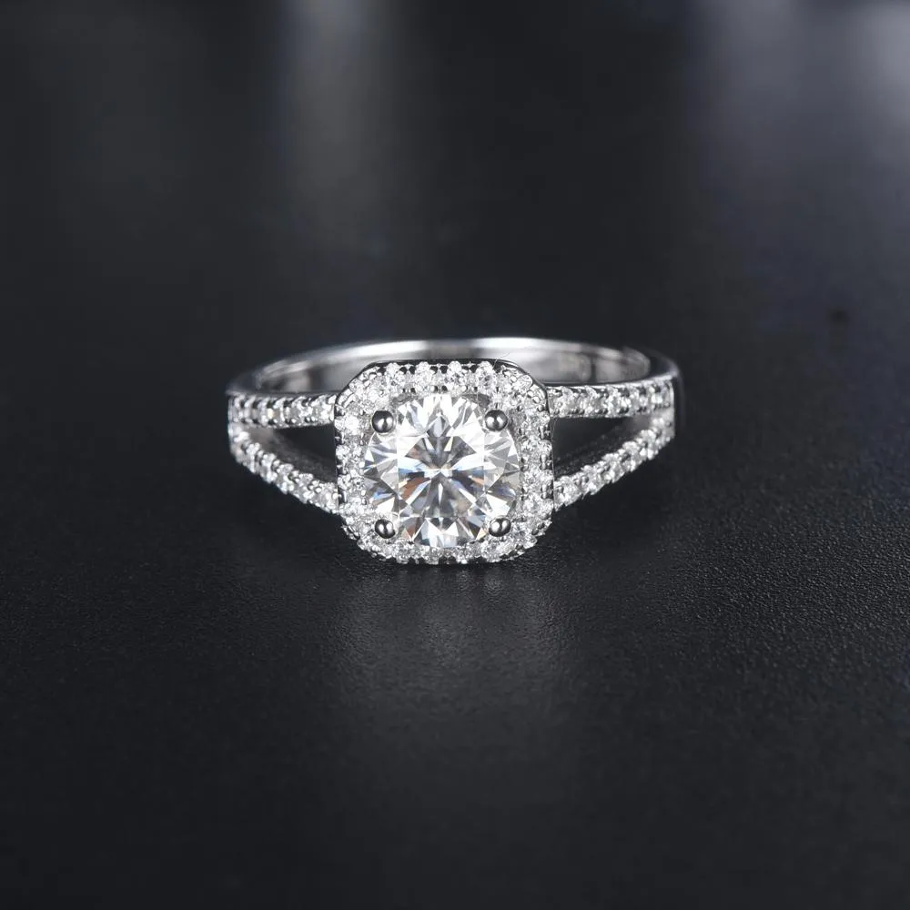 Classic Halo with Split Shank, 1.00ct Round Cut