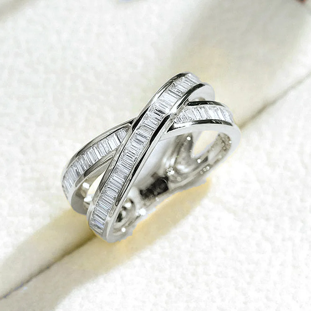 Diamond Overlapping Criss Cross X Ring