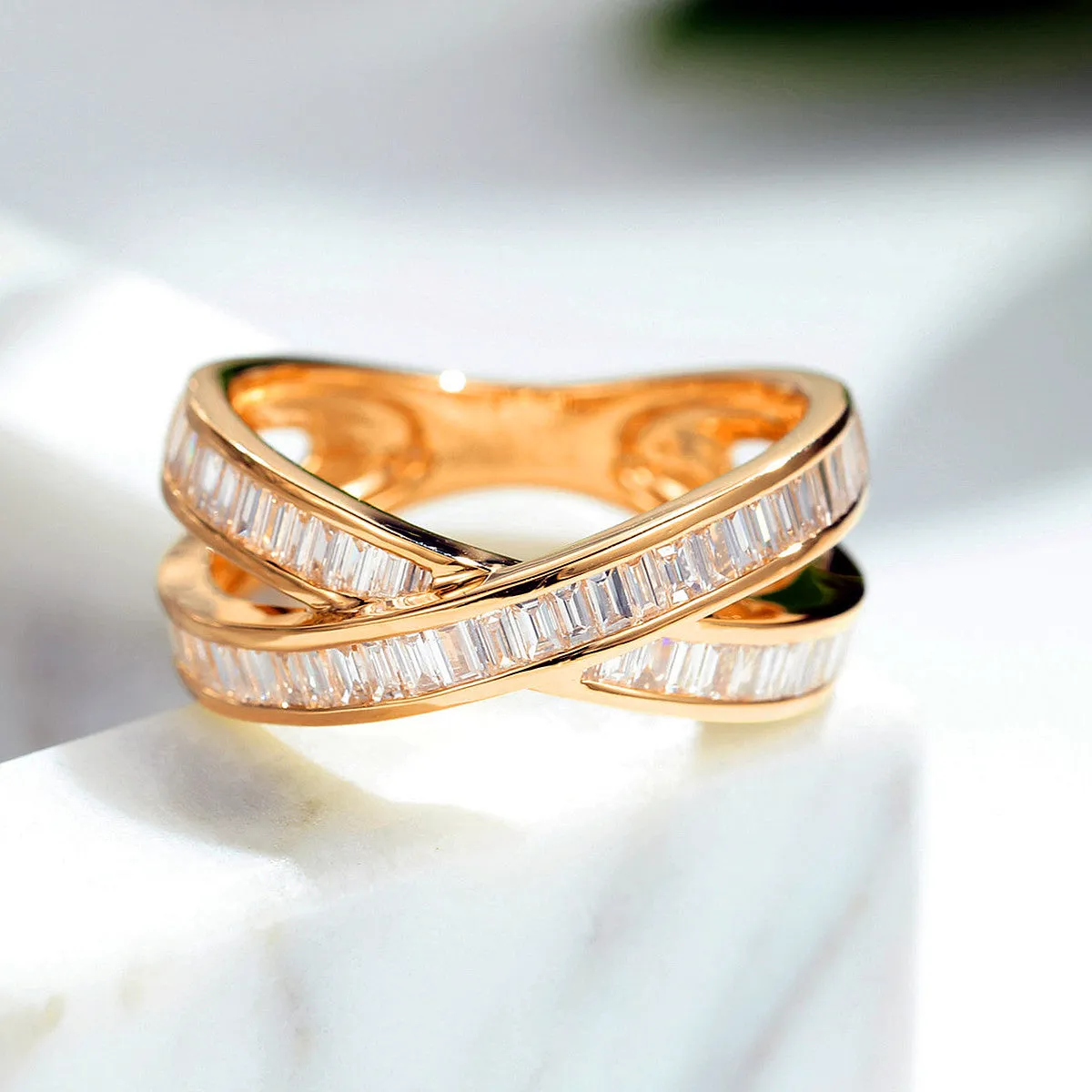 Diamond Overlapping Criss Cross X Ring