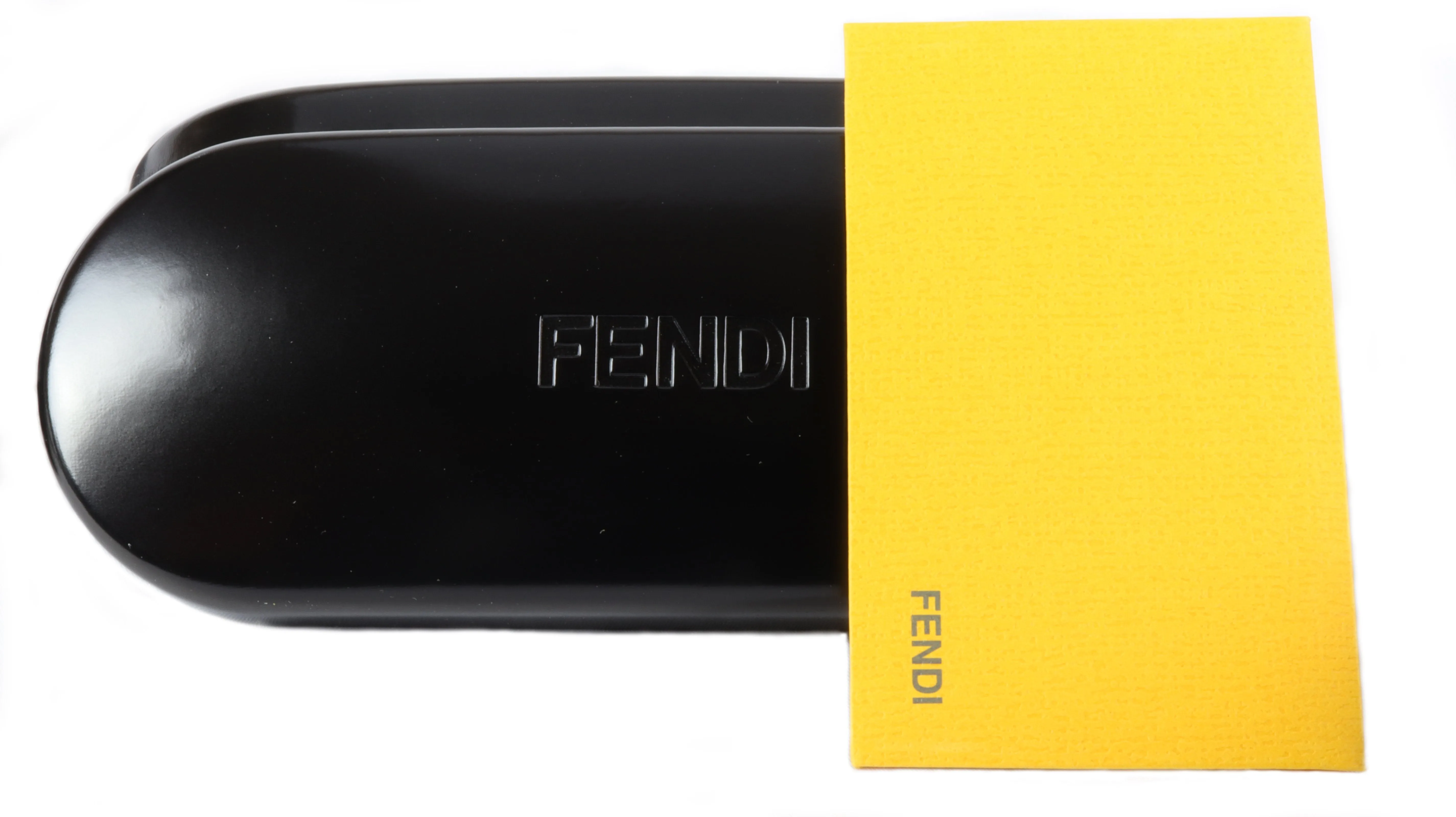 Fendi Eyewear for a Pure Summer Style