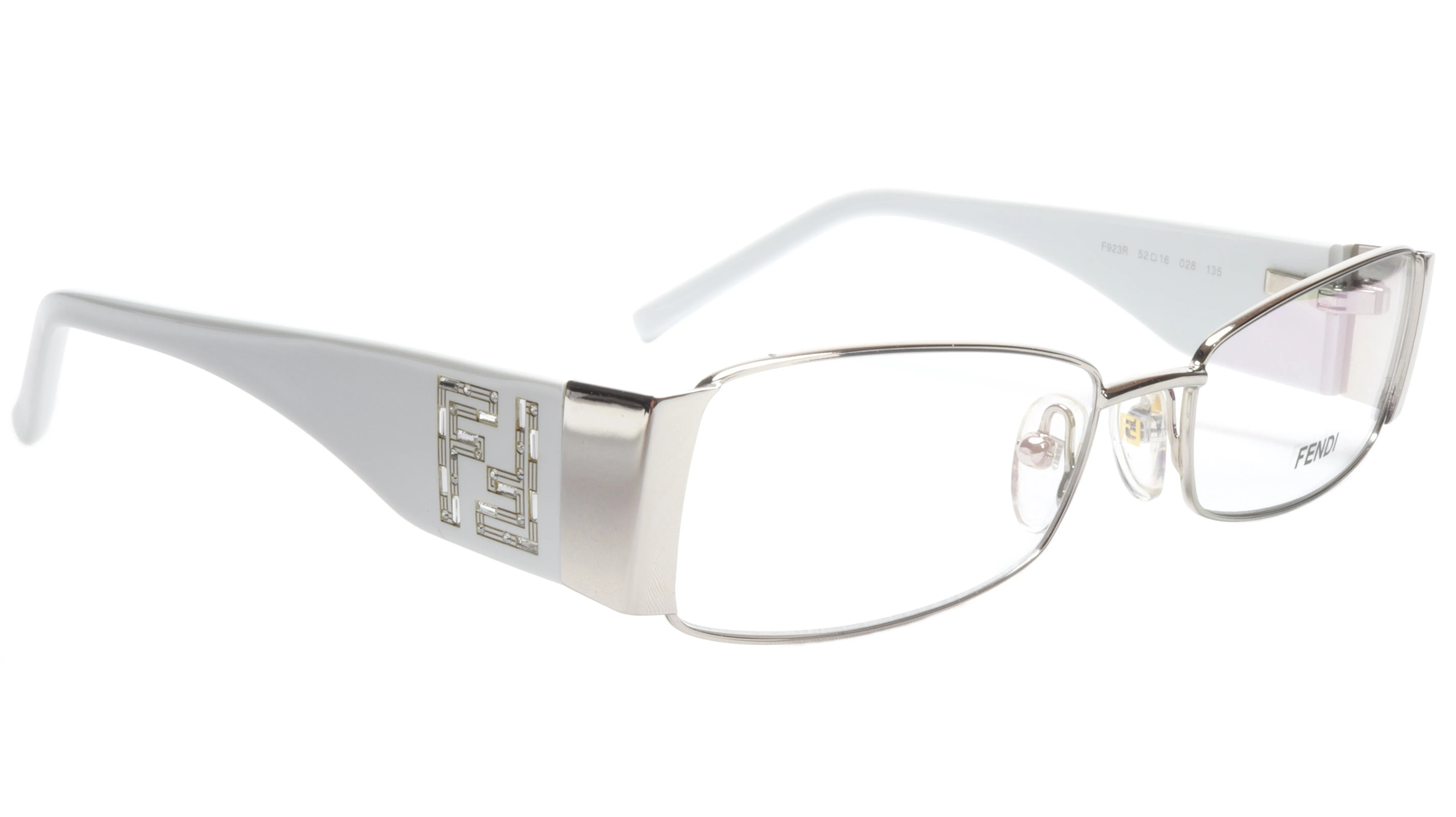 Fendi Eyewear for a Pure Summer Style