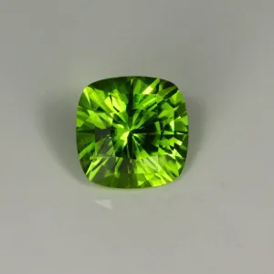 For CD: Square Cushion Peridot Gemstone 4.86cts