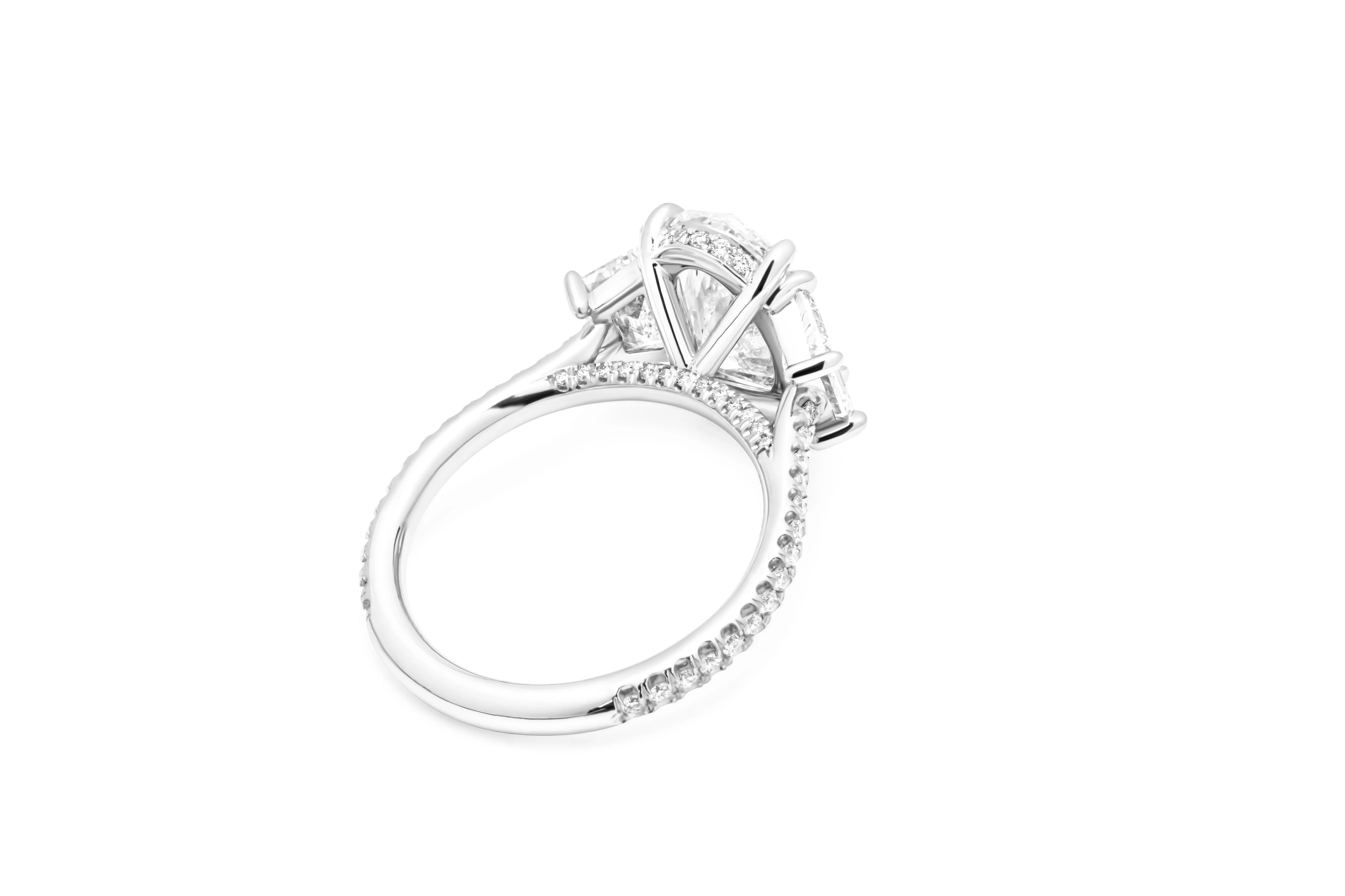 GIA Certified 3 stone ring with 3.01ct I VVS2 Oval Diamond