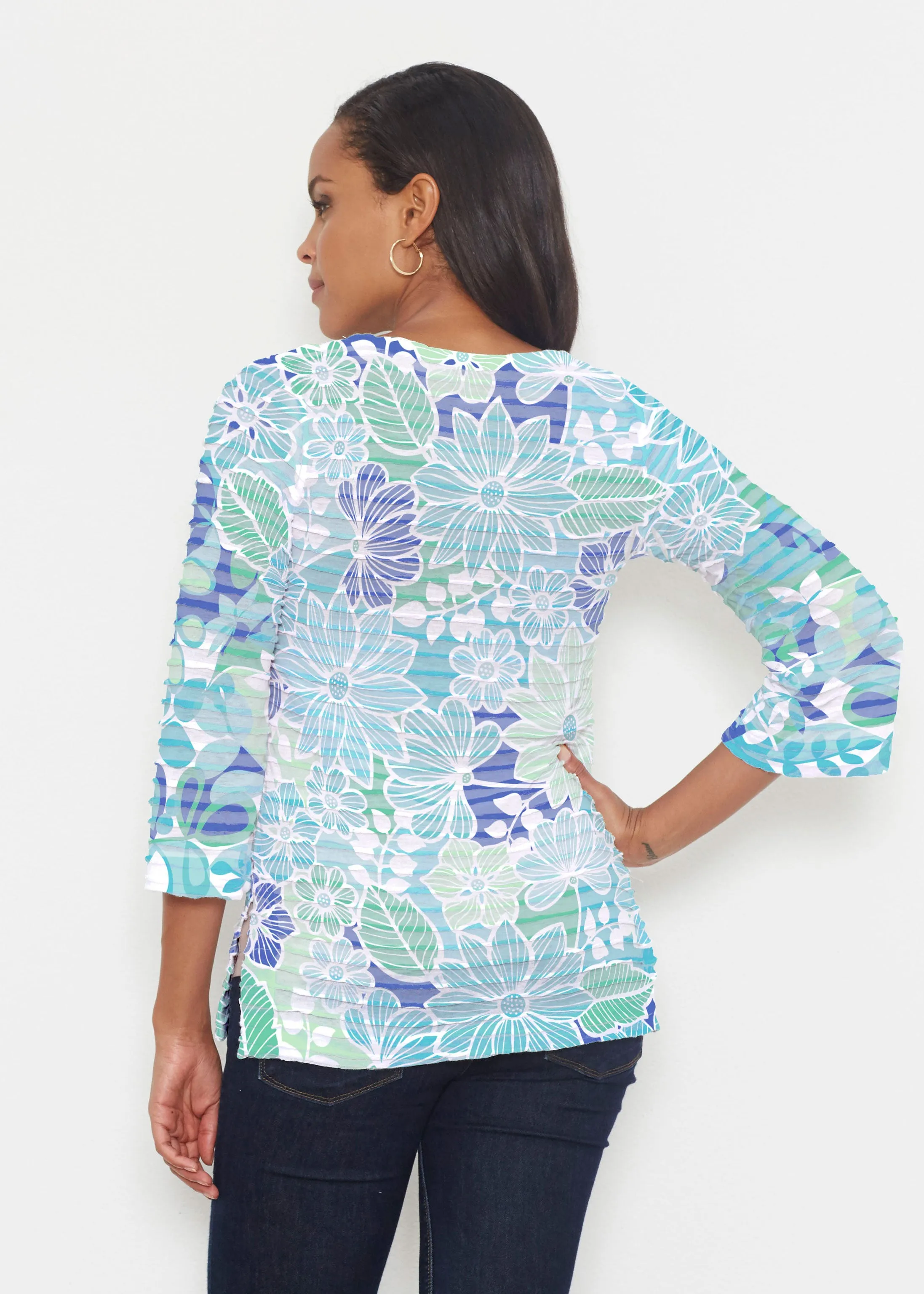 Hawaii Isles (13609) ~ Banded 3/4 Bell-Sleeve V-Neck Tunic