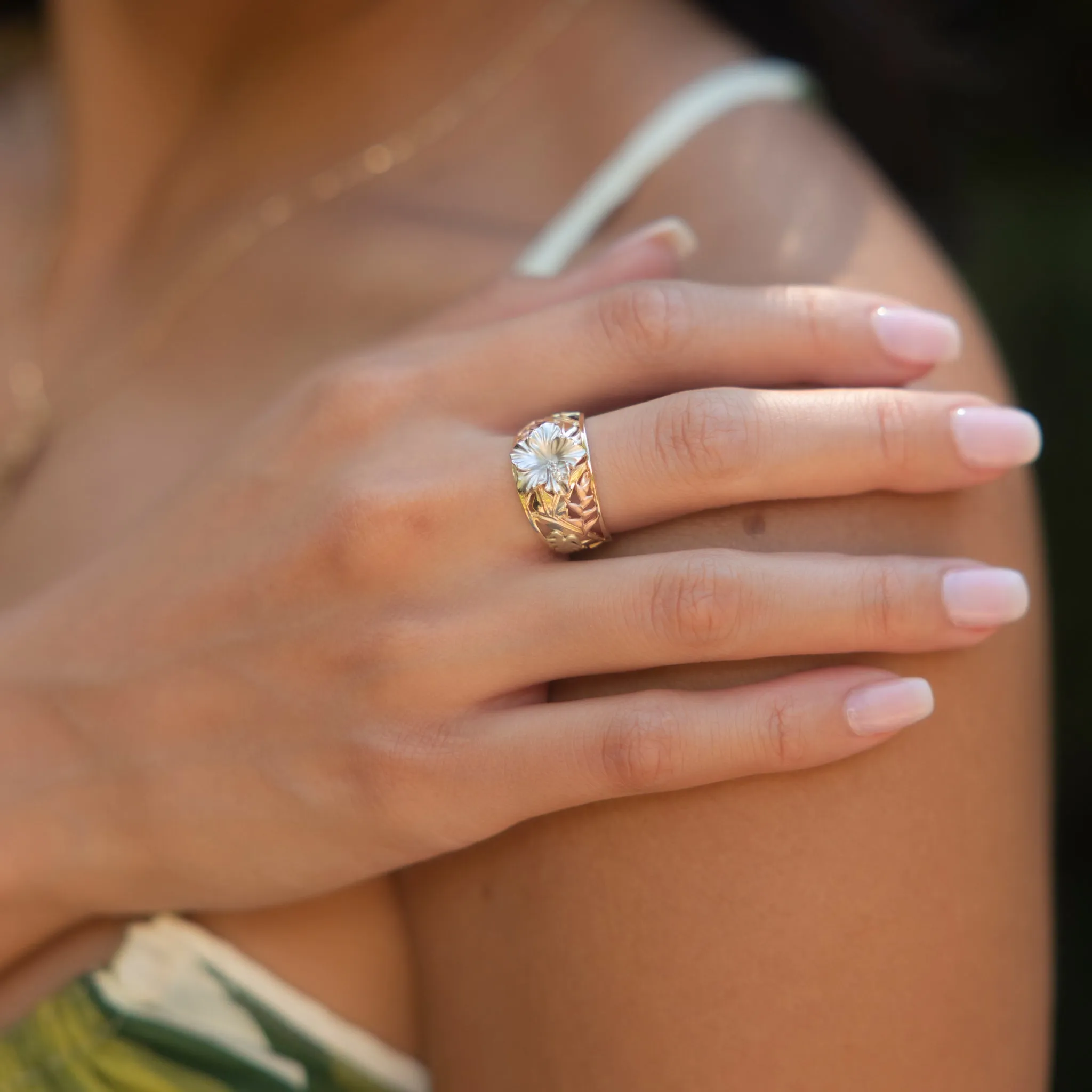 Hawaiian Gardens Hibiscus Ring in Four Tone Gold with Diamonds - 12mm