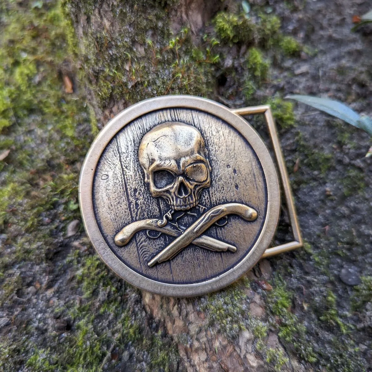 Jolly Roger bronze belt buckle