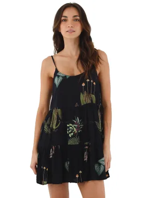 Kanesu Dress