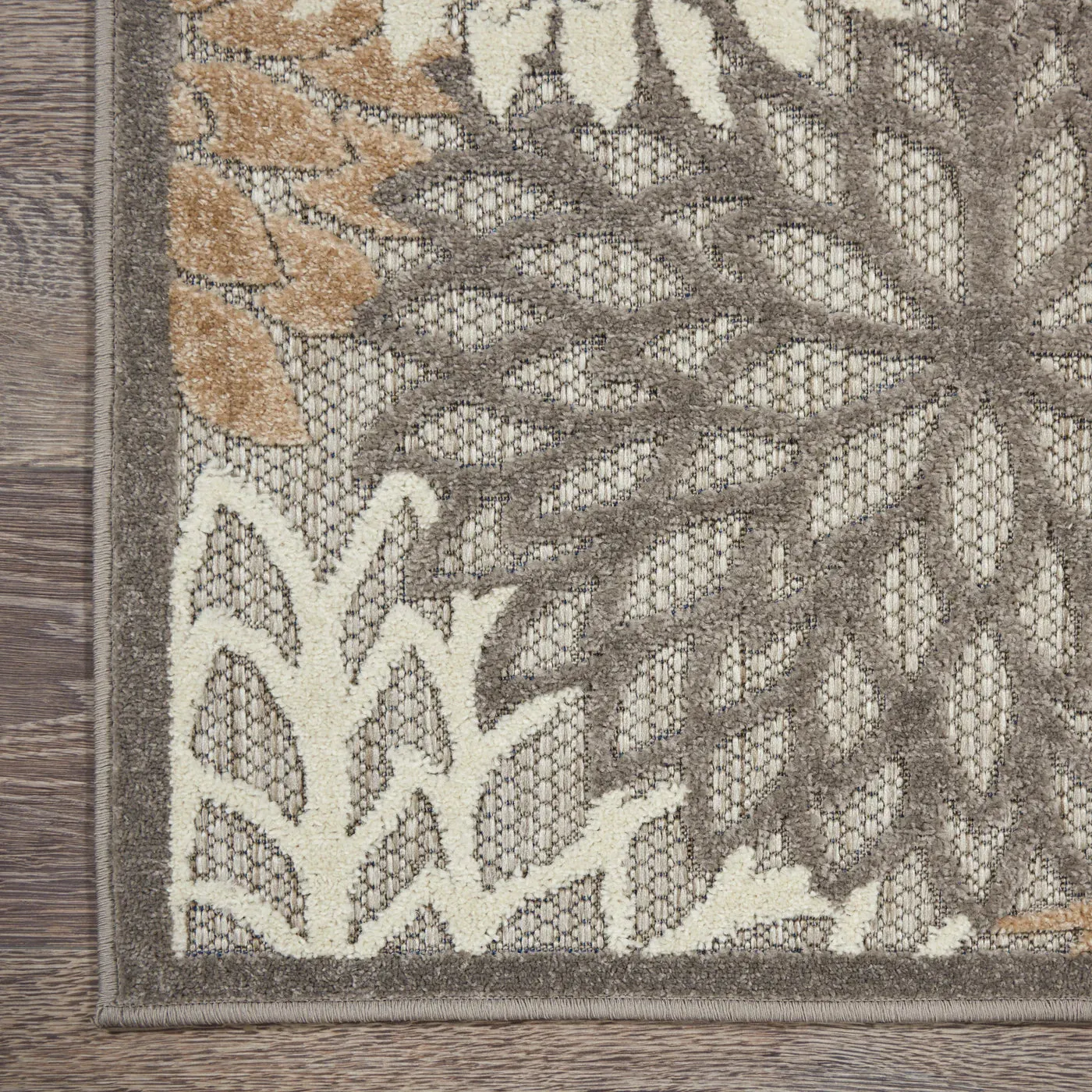 New Amazing Massive Nourison ALH05 Aloha Rectangle Indoor/Outdoor Area Rug, Natural, 9Ft 6" x 13Ft Note: 3 small snags on outer piping shown in pics, Retails $746 