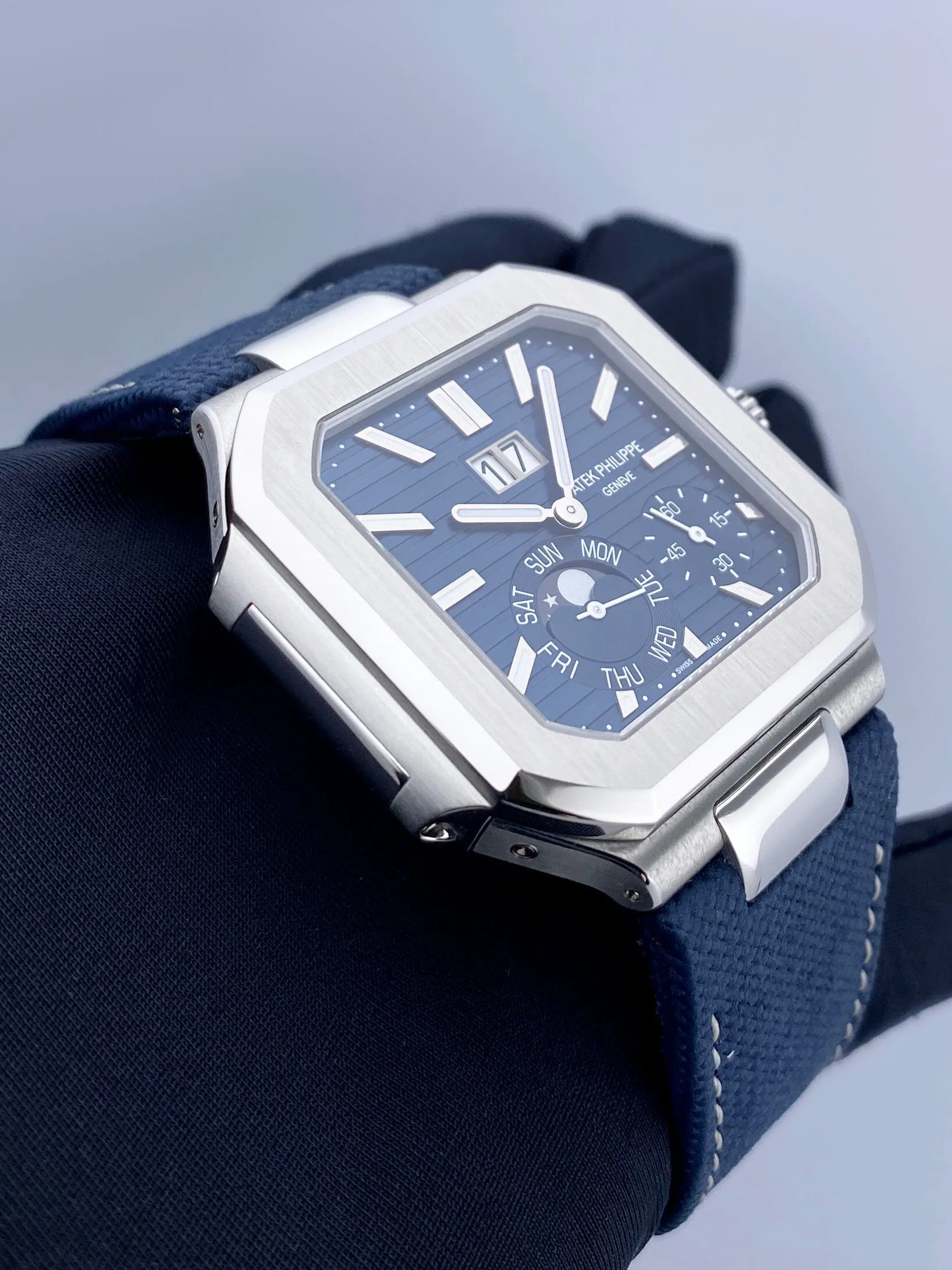 New Patek Philippe Cubitus 5822P Blue Dial Mens Watch Box Papers