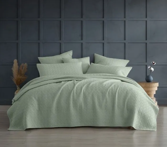 Platinum Collection KAYO SAGE Coverlet