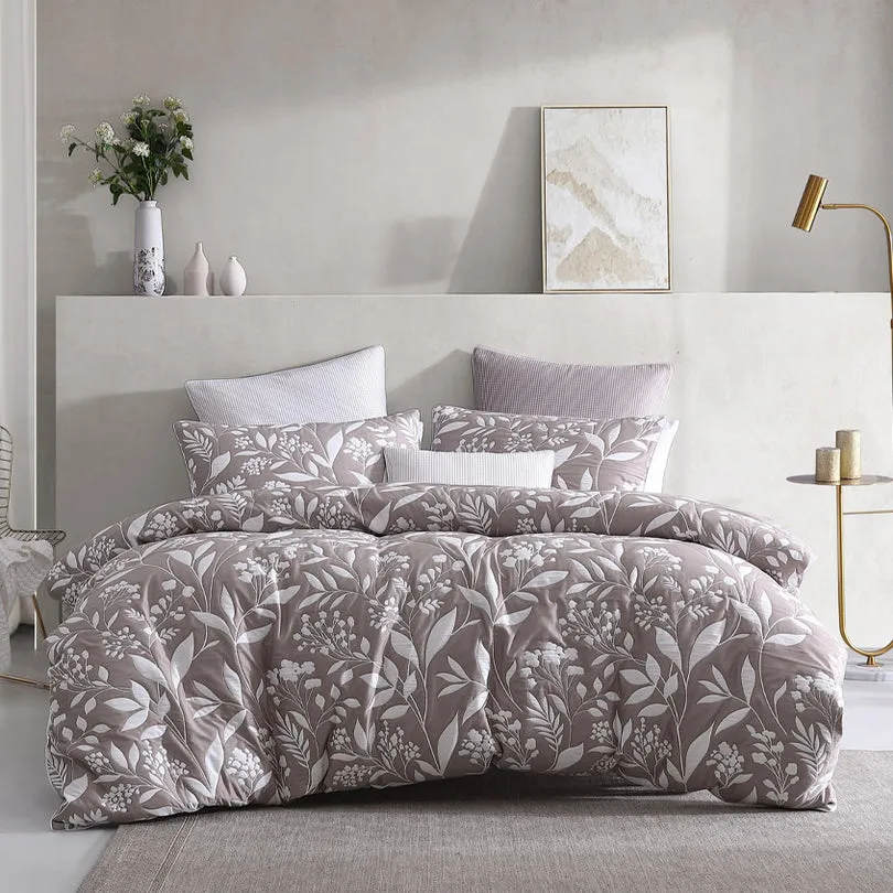Platinum Collection MADISON LATTE QUILT COVER SET