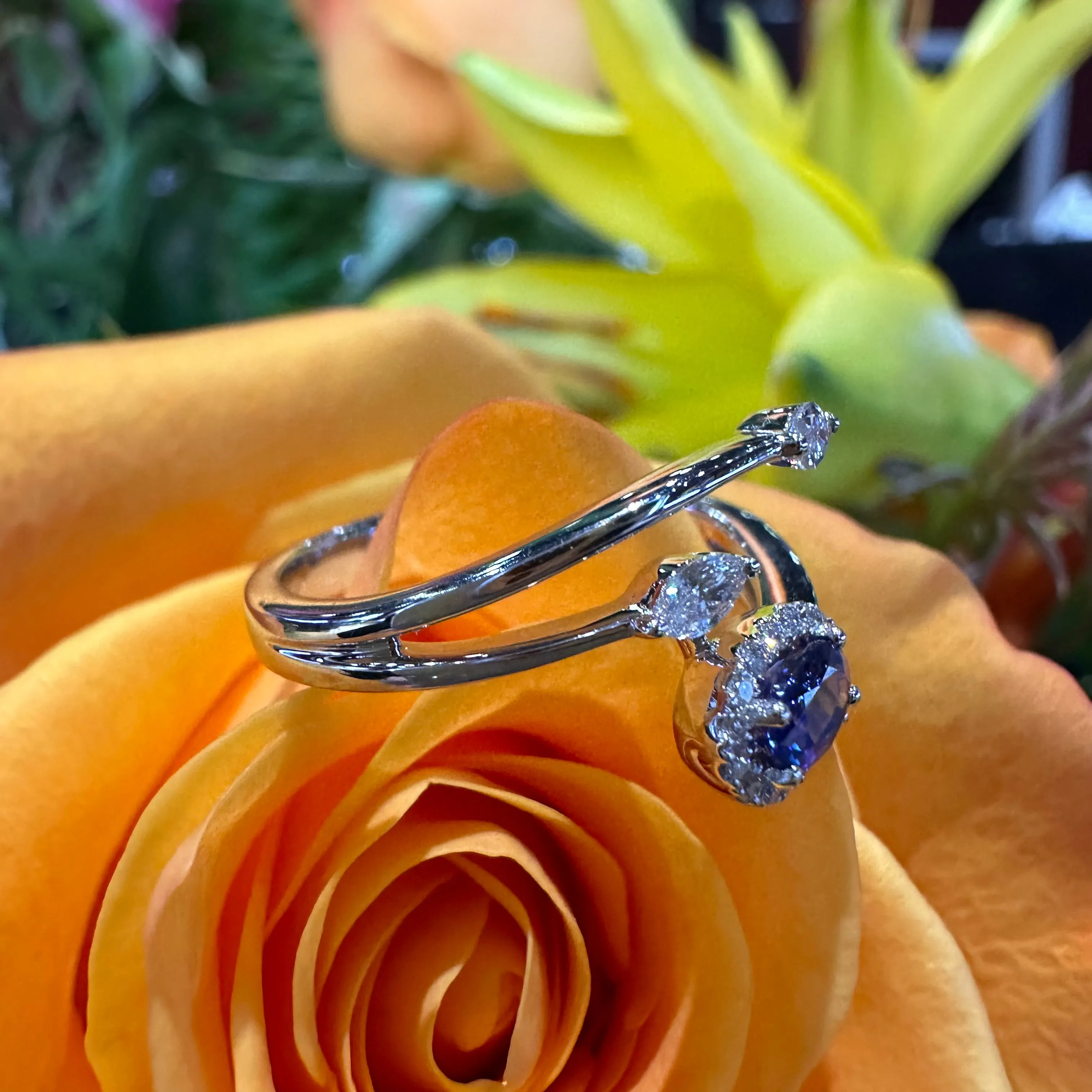 Simon G Sapphire & Diamond Spray 18K White Gold Ring LR2265