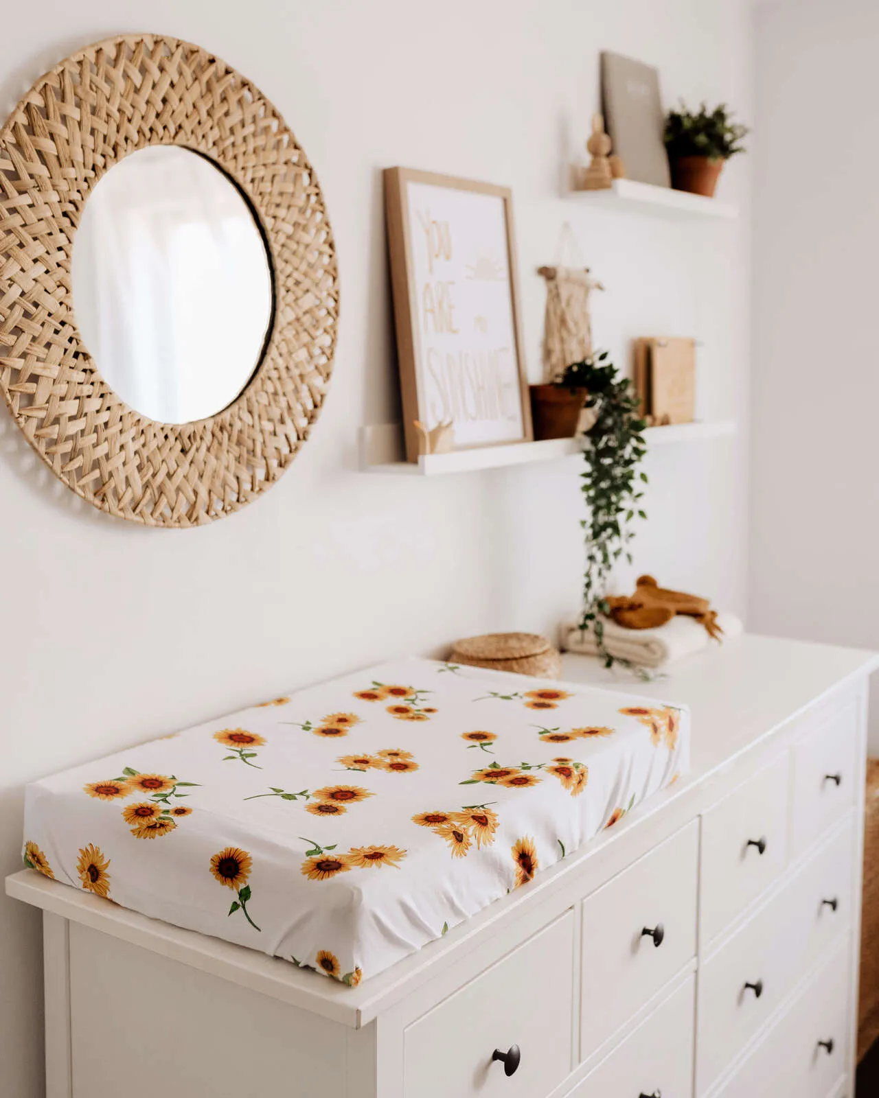Snuggle Hunny Bassinet Sheet & Change Pad Cover - Sunflower