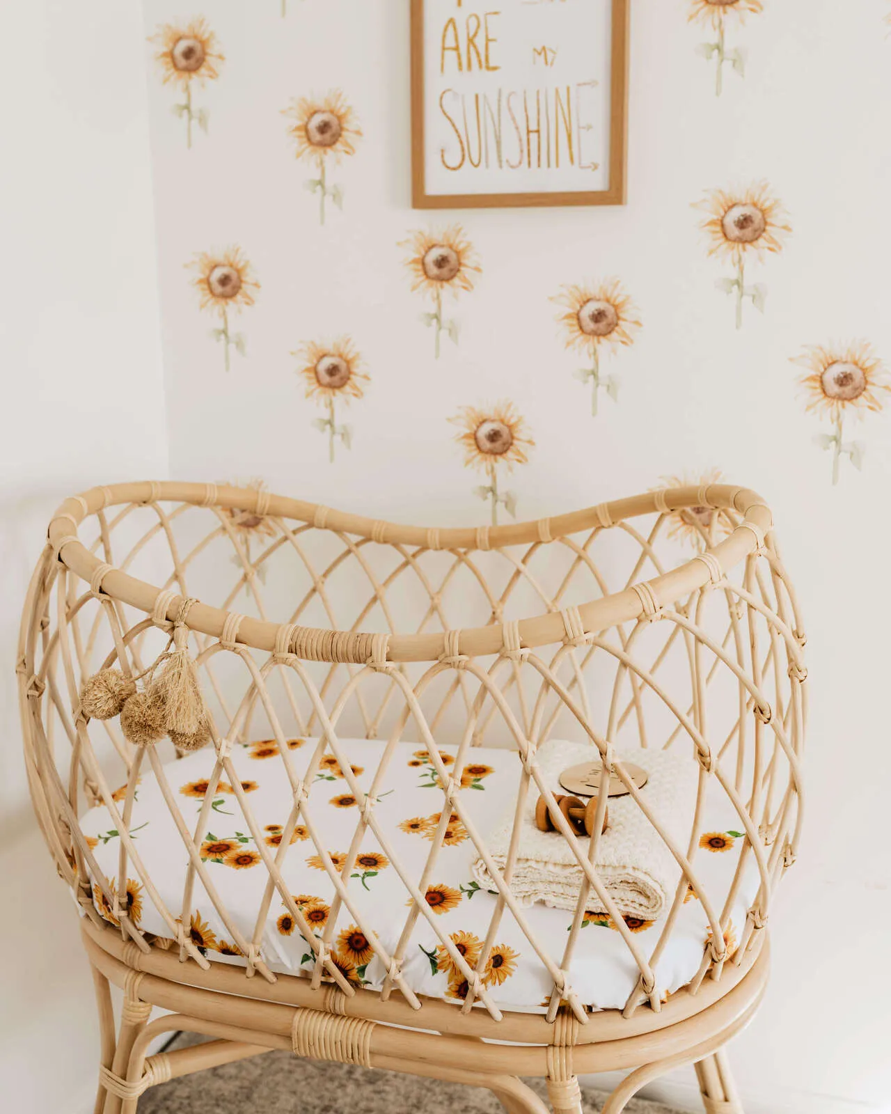 Snuggle Hunny Bassinet Sheet & Change Pad Cover - Sunflower