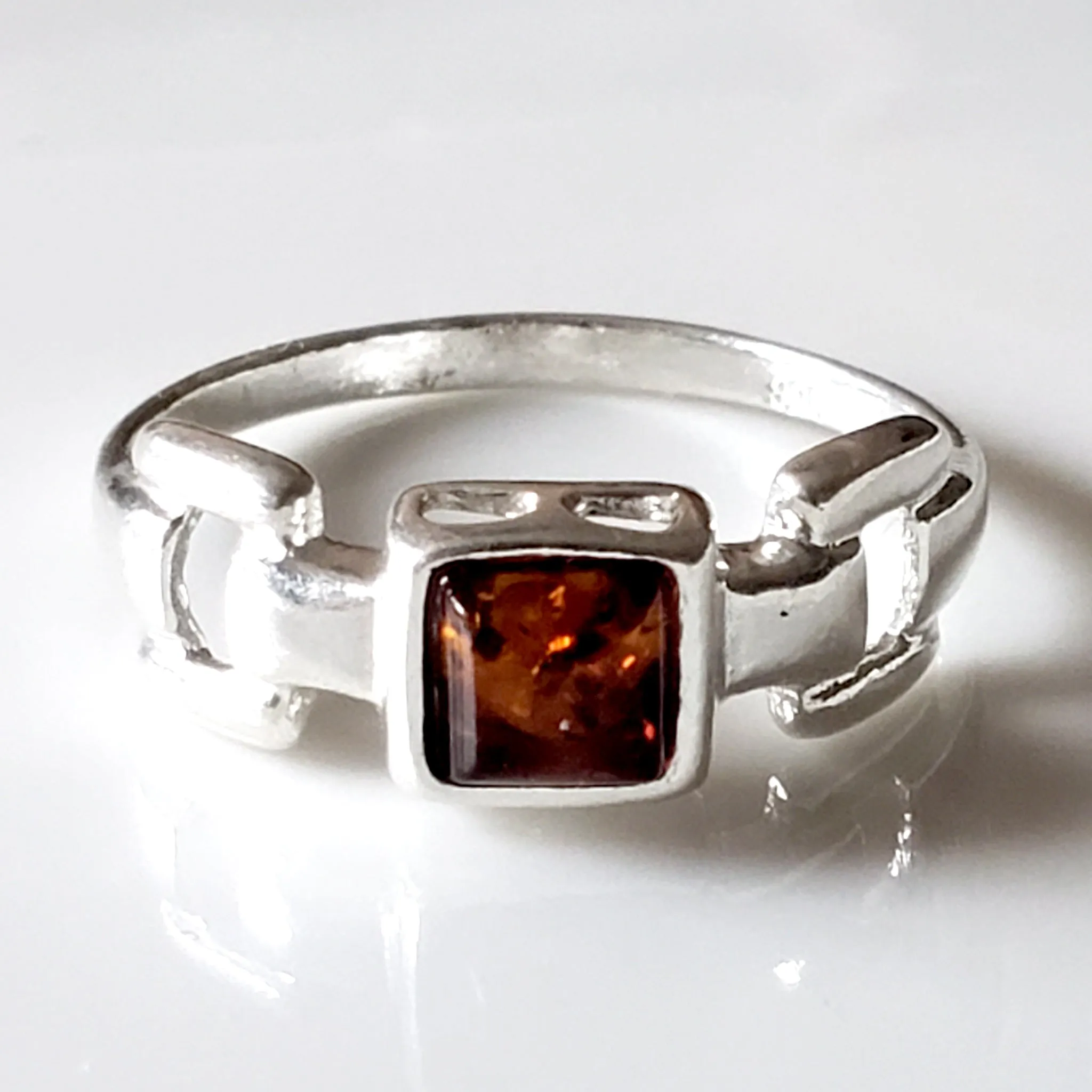 Square Amber Chain Sterling Silver Ring