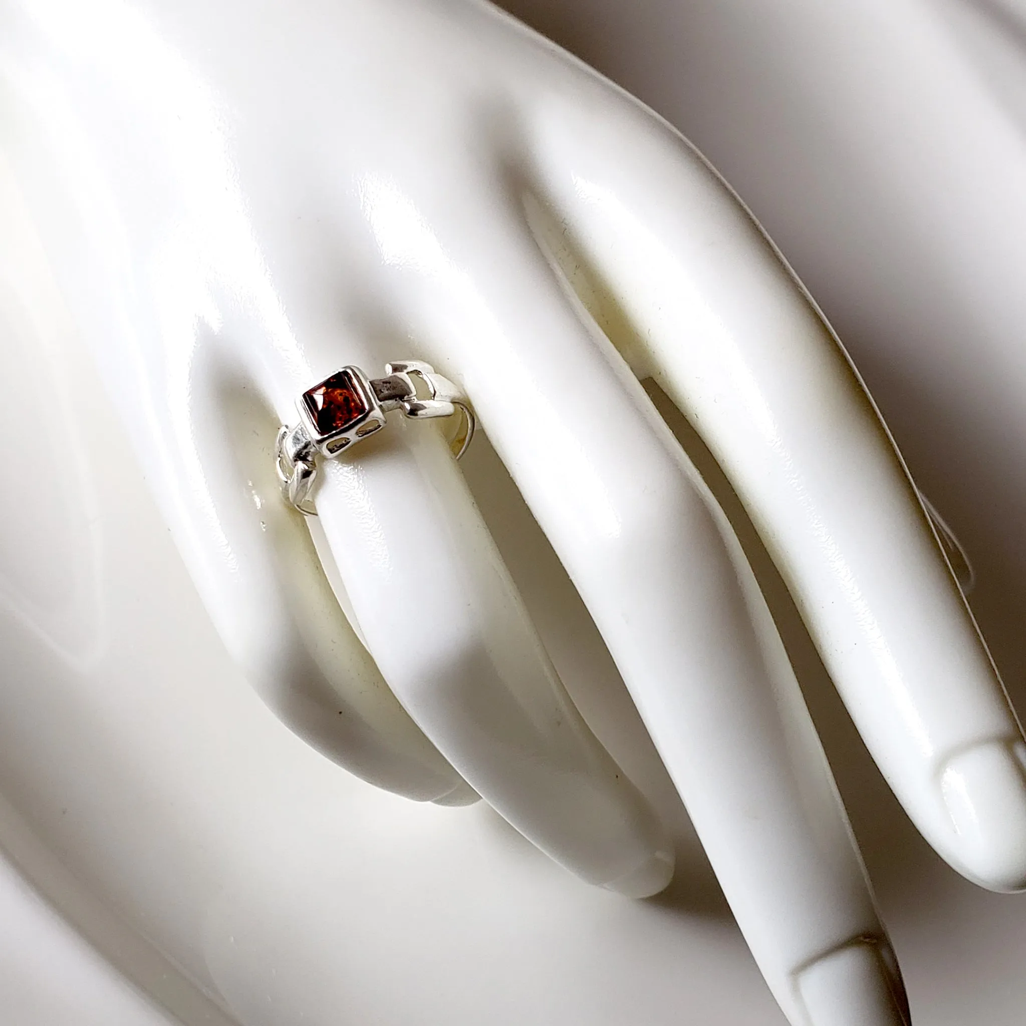 Square Amber Chain Sterling Silver Ring