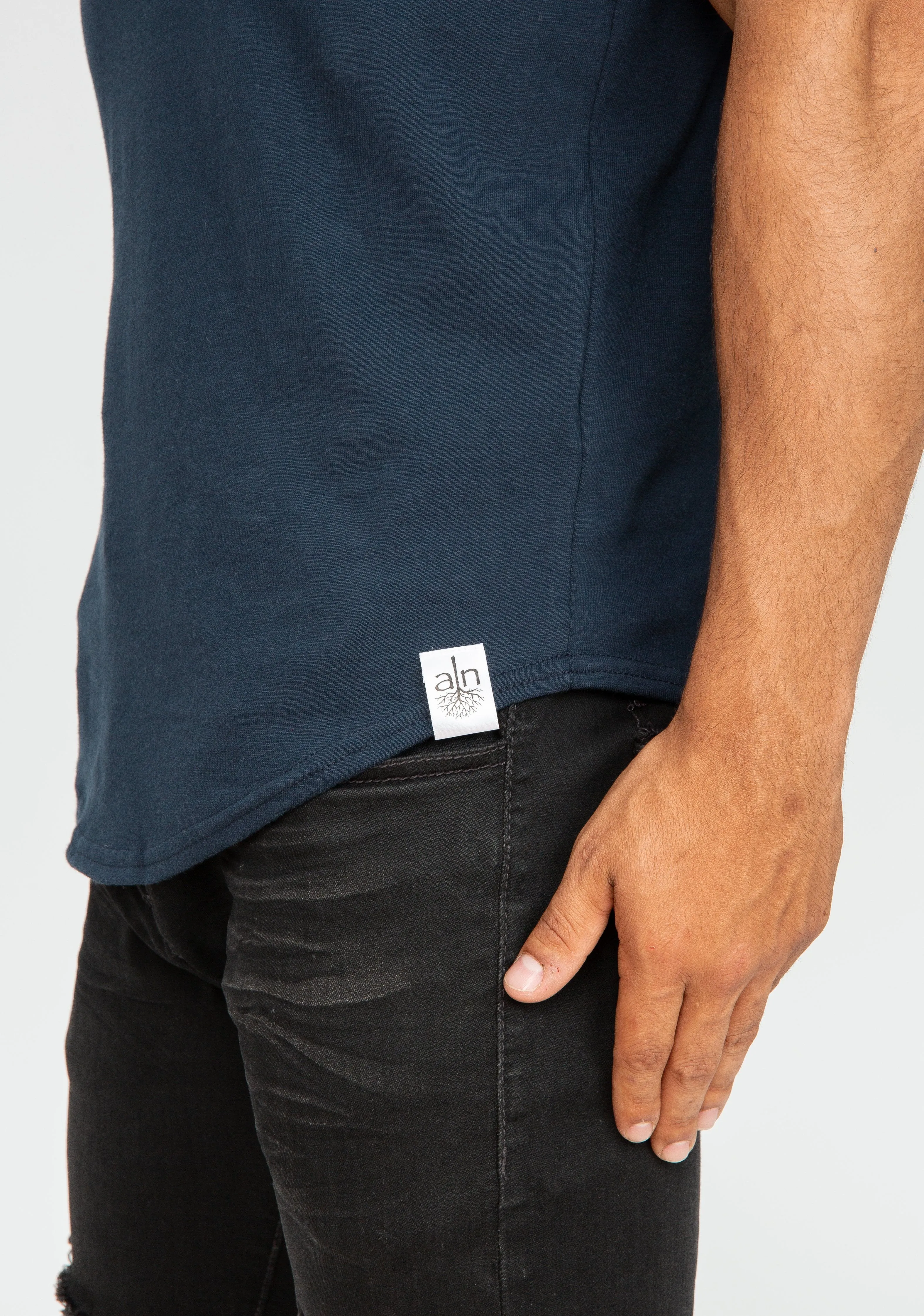 T-shirt scoop