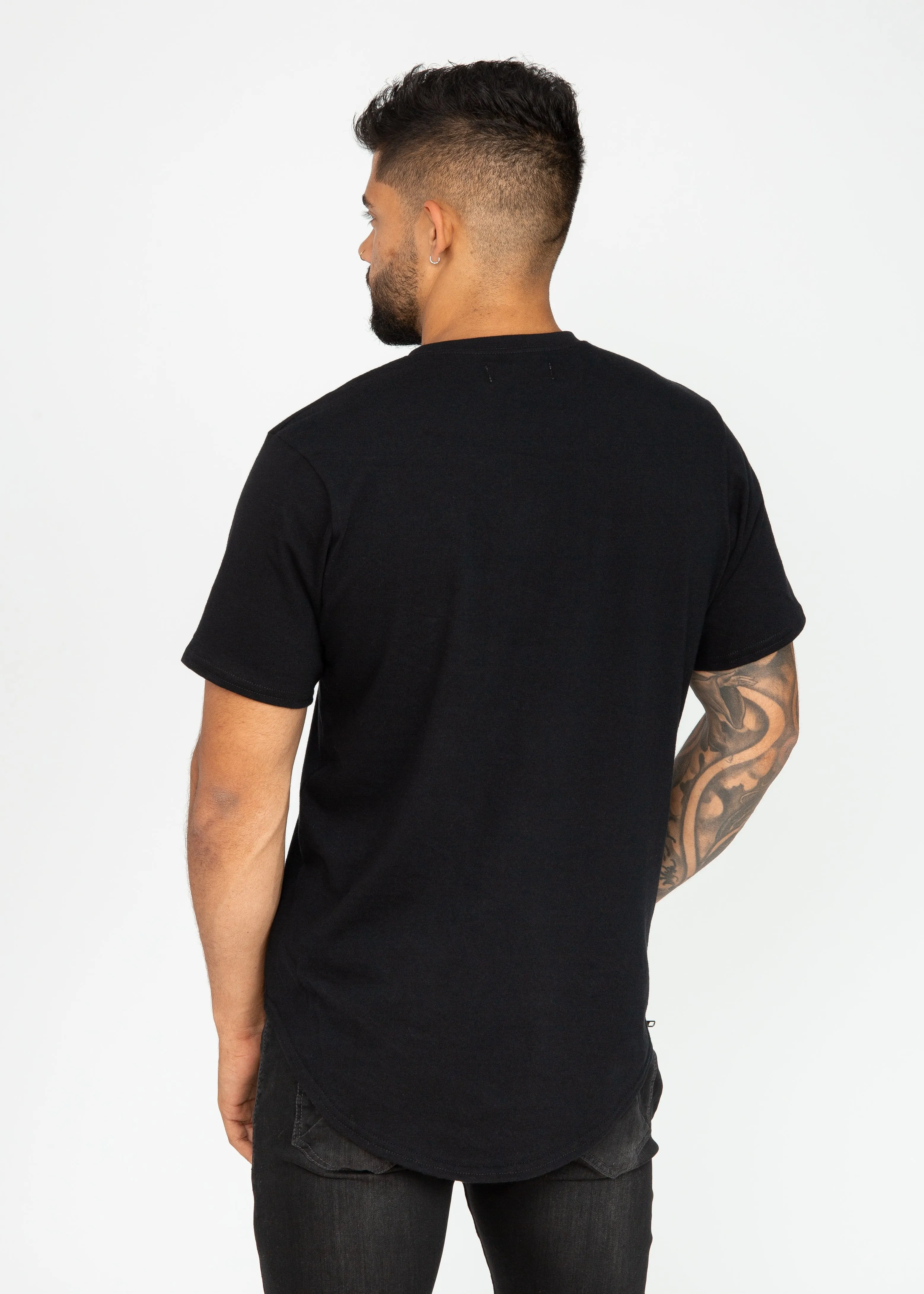 T-shirt scoop