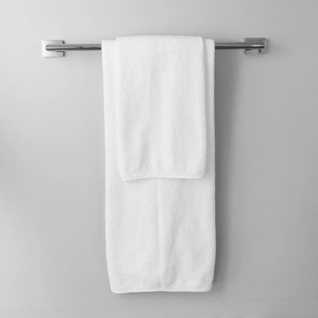 Zurich Single Towel Bar - Wall Mount Brass/Polished Chrome